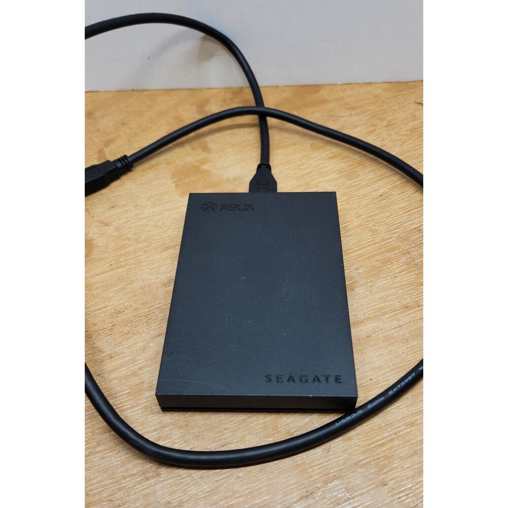Seagate External Hard Drive Gray 2TB HDD SRD0LF0 Powers Up